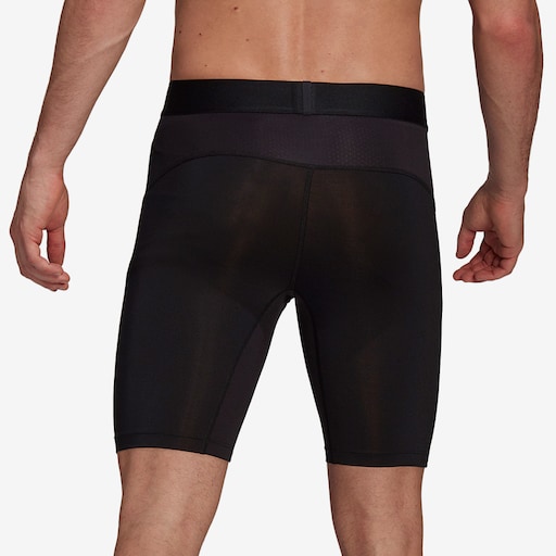 شورت جذب آدیداس مدل techfit (مشکی) - تصویر 2
