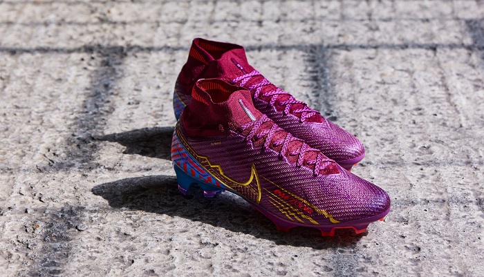NIKE MERCURIAL